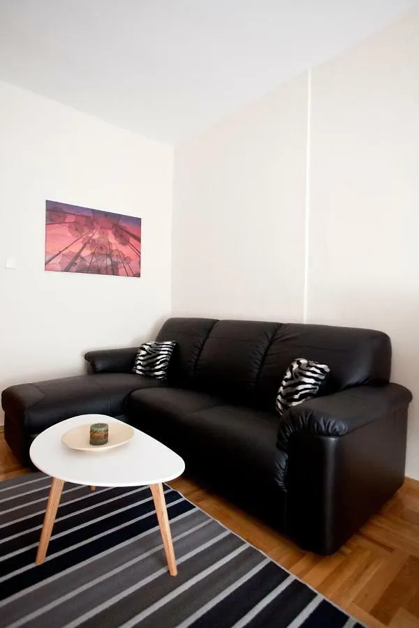 New Stylish And Cozy House Apartment Thessaloniki