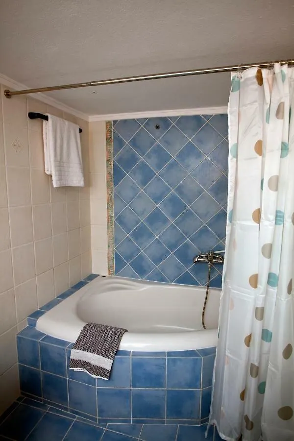 Апартаменты New Stylish And Cozy House Near Metro Station Салоники