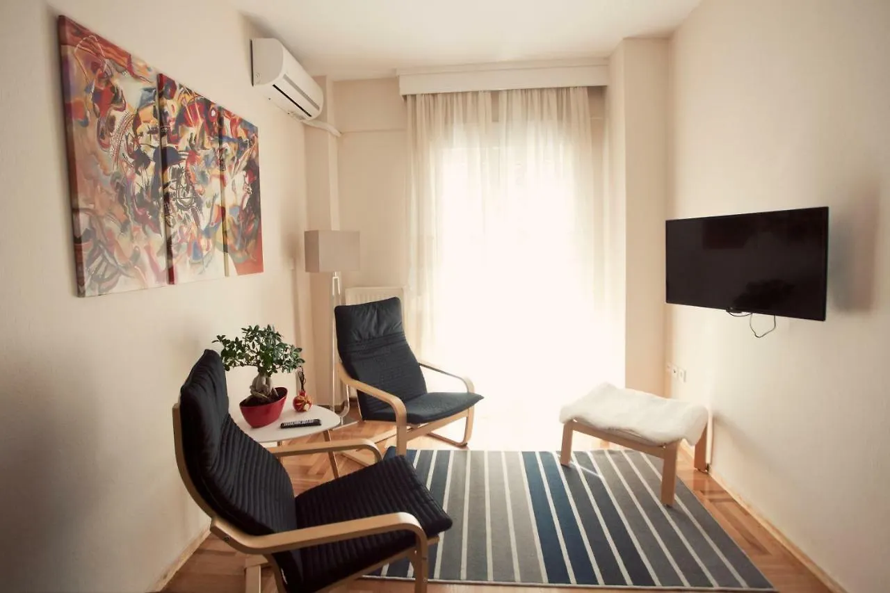 Апартаменты New Stylish And Cozy House Near Metro Station Салоники